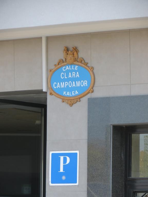 Pension Don Claudio บิลเบา ภายนอก รูปภาพ