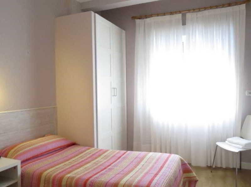 Pension Don Claudio บิลเบา ภายนอก รูปภาพ